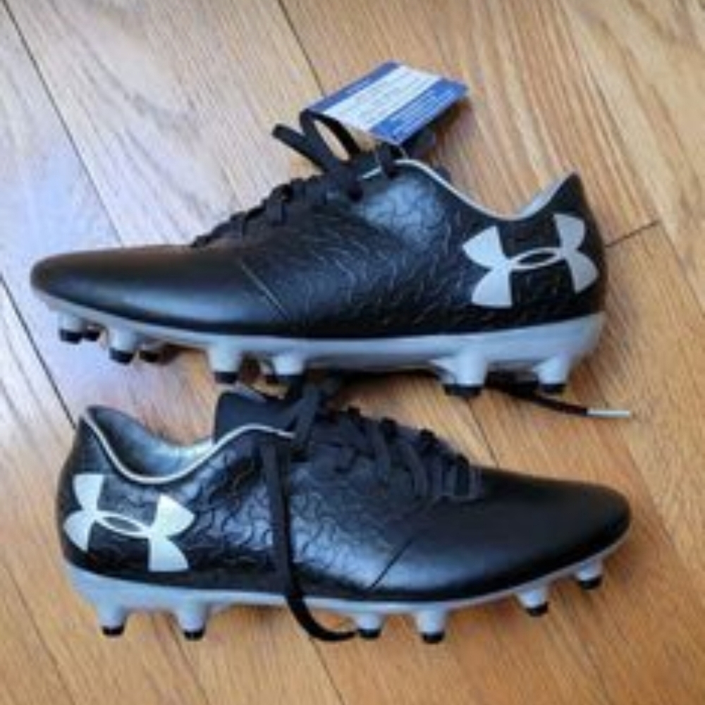 Under Armour Magnetico Cleats 5.5Y